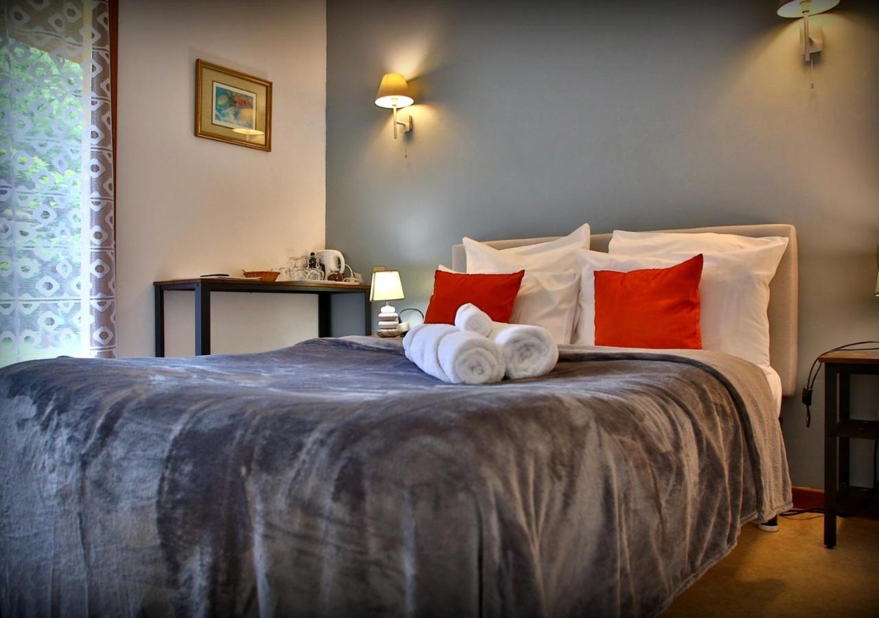 Beau Vallon - Gite Et Chambres D'Hotes Pyrenees-Mediterranee - Pays Catalan Sahorre ภายนอก รูปภาพ